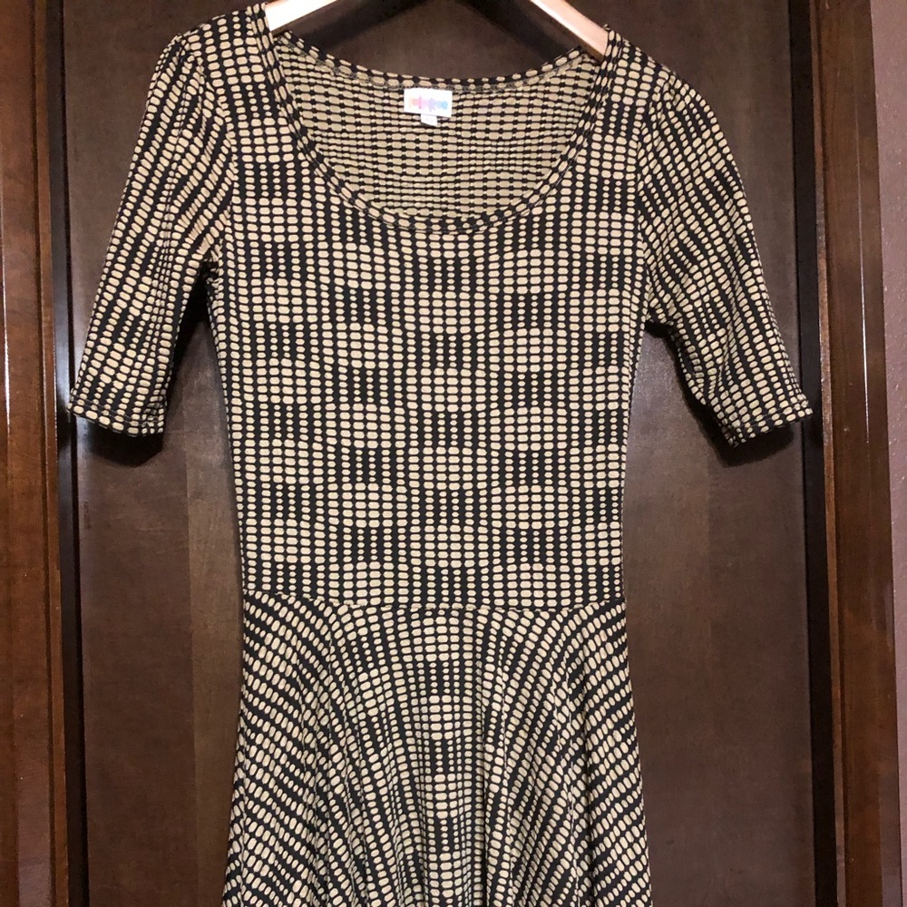 XS Lularoe Nicole